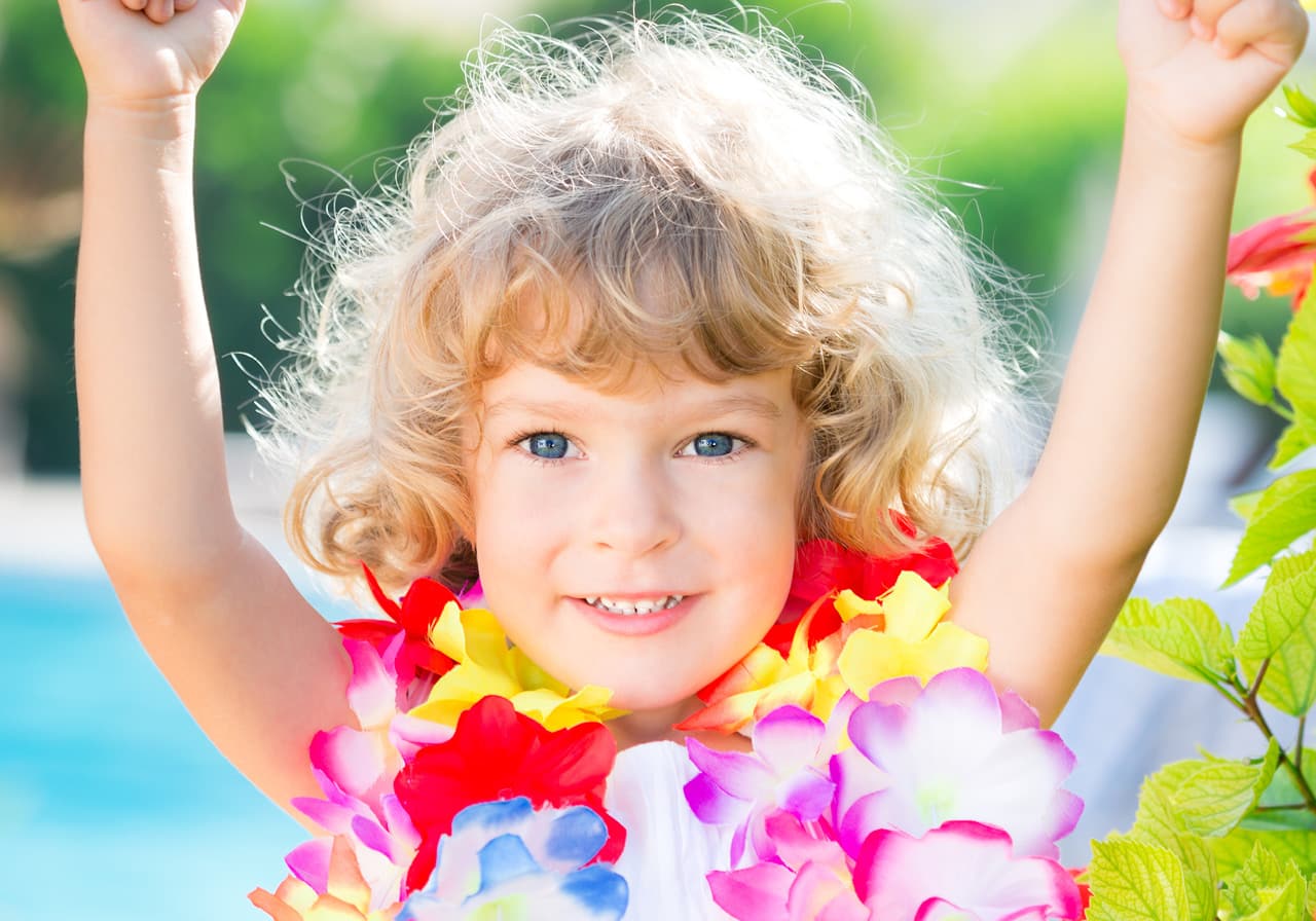 ATSS-Blog-Water-themed-birthday-party-Luau-Land